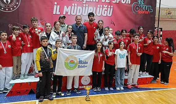 İlkadım Belediyespor'dan Güreş ve Taekwondo'da Madalya Yağmuru!