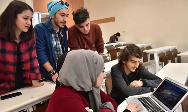 İŞKUR Gençlik Programı Başvuruları Başladı: Öğrencilere Aylık Destek Geliyor