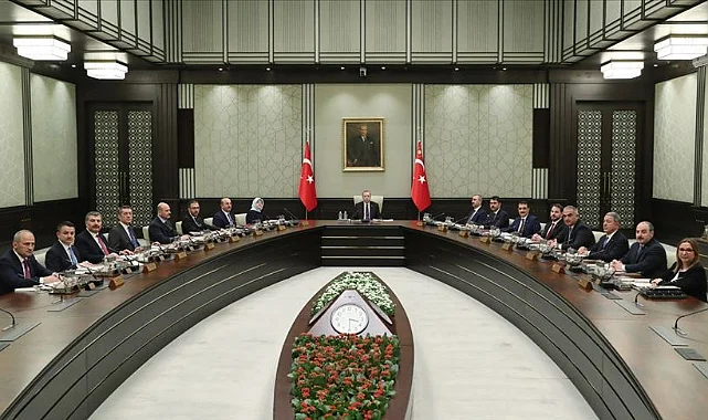 Kabine Toplantısı Gündemi Belli Oldu: Zorunlu Eğitim Süresi Kısaltılıyor mu?