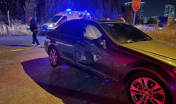 Kayseri'de Feci Kaza:Otomobil Sürücüsü ve Bebeğiyle Birlikte 4 Yaralı