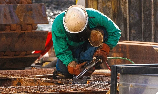 Kişisel Koruyucu Donanım ve İş Güvenliği Ekipmanları Alınacaktır