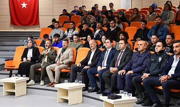 OMÜ Ladik Meslek Yüksekokulu’nda Oryantasyon Etkinliği Tamamlandı