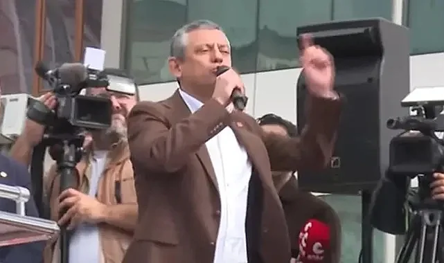 Özel'den İmamoğlu'na Destek Mitingi: Casusluk Suçlamasına Yazıklar Olsun! Tepkisi