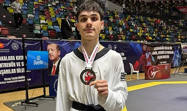 Samsun Büyükşehir’den 3 Taekwondocu Ümitler Avrupa Şampiyonası’nda Milli Takımda