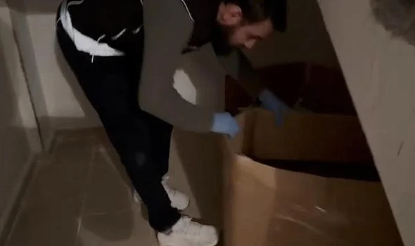 Samsun'da Merdiven Altından Çıkan Şey Polisi Bile Şaşırttı