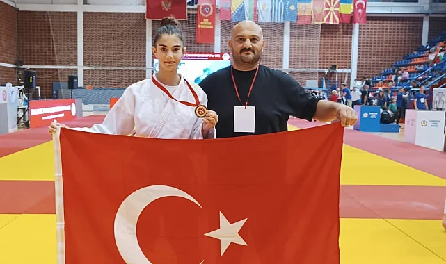 Samsunlu Esila Çorbacı'dan U15 Judo Balkan Şampiyonası'nda Bronz Madalya