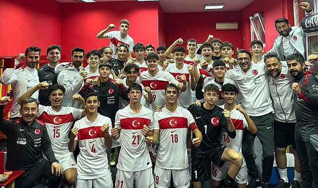 Samsunspor'un Gençleri Parlıyor: U15 Millî Takımı Karadağ'ı 8-1 Mağlup Etti