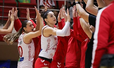 Samsunspor Voleybol’da Galibiyet Serisi 4 Maça Çıktı