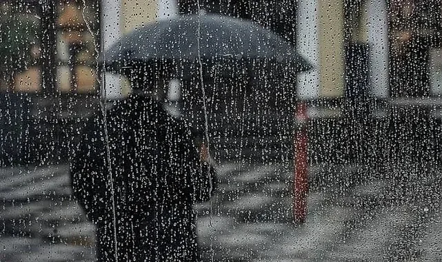 Yunanistan'dan Gelen 'Siklon Dalgası' Türkiye'yi Vuracak: Samsun'a Ne Zaman Ulaşacak?