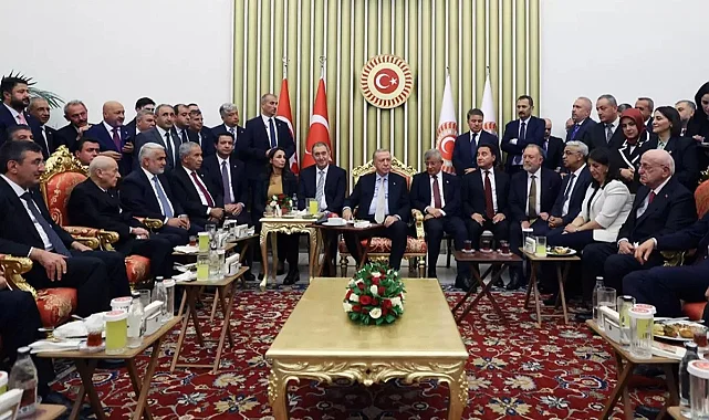 TBMM Resepsiyonuna Damga Vuran Kareye Erdoğan’dan İlk Yorum: Atmosfer Umut Verici!