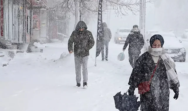Türkiye'de Hafta Sonu Bazı İllerde Kar Yağışı Başlıyor 
