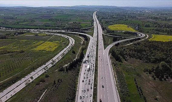 Türkiye'nin 2026 Yol Haritası: Bölünmüş Yol Uzunluğu 30 Bin 420 Kilometreye Ulaşacak