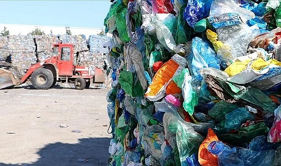 Ücretli Poşet Uygulamasıyla 2,6 Milyon Ton Plastik Atık Engellendi!
