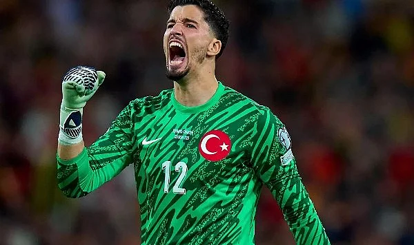 Altay Bayındır Süper Lig Devine Geliyor!
