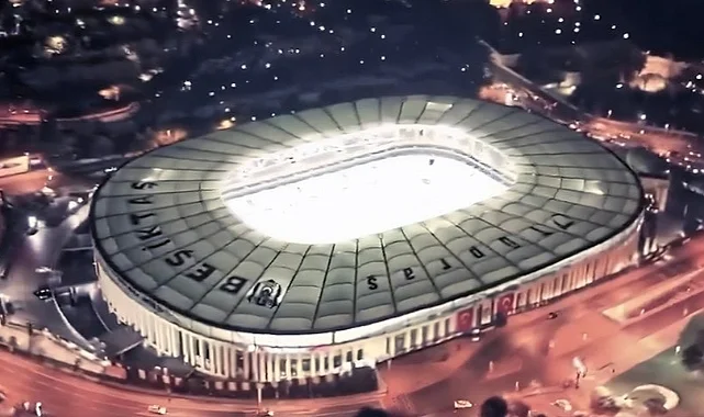 Beşiktaş-Fenerbahçe Derbisi Öncesi Tüpraş Stadyumu'nda Silahlı Çatışma