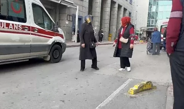 Korkunç Cinayet: 20 Yaşındaki Kadın Eşi Tarafından 45 Bıçak Darbesiyle Öldürüldü
