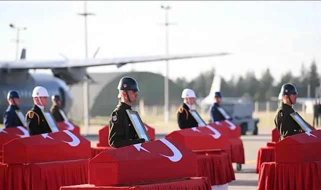 SON DAKİKA: Şehitlerimizi Memleketlerine Uğurluyoruz