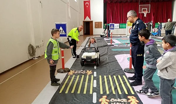 Çarşamba'da Öğrencilere Trafik Eğitimi Verildi