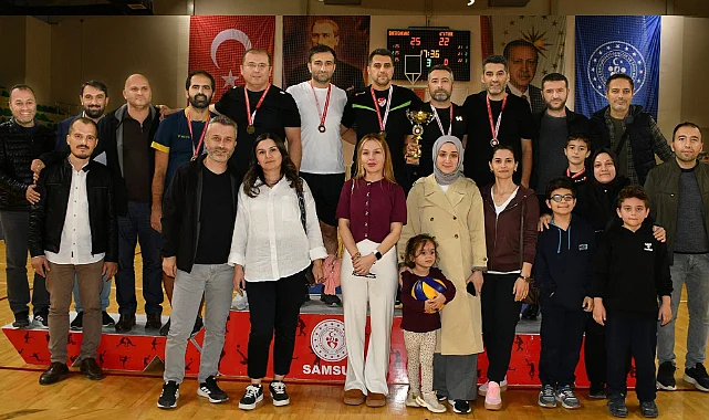Çarşamba Öğretmenler Arası Voleybol Turnuvası Şampiyonu Belli Oldu