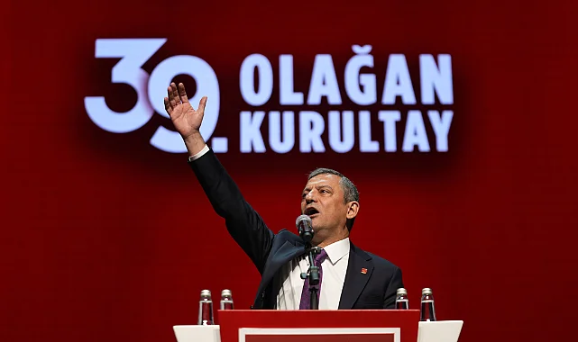 Son Dakika: Özgür Özel 4. Kez CHP Genel Başkanı Seçildi, İktidar Mesajı Verdi