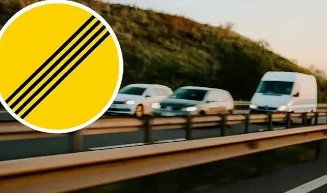 Gizemli Trafik Levhası Çözüldü: Sarı Zemin Üzerine Dört Çizginin Anlamı Ne?
