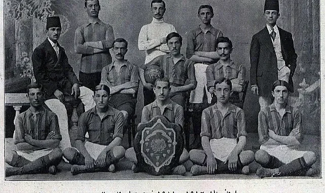 Fenerbahçe'nin İlk Şampiyonluk Kupası Açık Artırmada Satışta