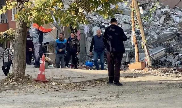 Gebze’de Risk Alarmı: 21 Bina ve 28 İş Yeri Boşaltıldı, Zemin İnceleniyor