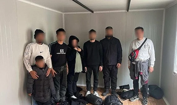 Göçmen Kaçakçılığı Organizatörlerine Tutuklama Kararı: Tekirdağ’da 5 Kişi Mahkemece Cezaevine Gönderildi