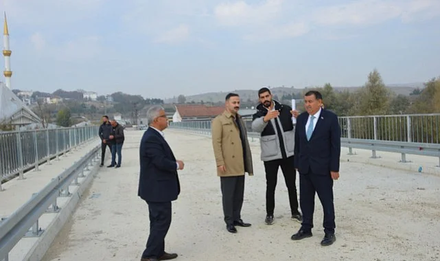 Havza Kaymakamı ve Belediye Başkanı Sanayi Köprüsü ve Yol Çalışmalarını İnceledi
