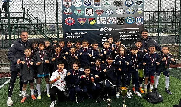 Kadıköyspor U12 Takımı Uluslararası Turnuvada Şampiyon
