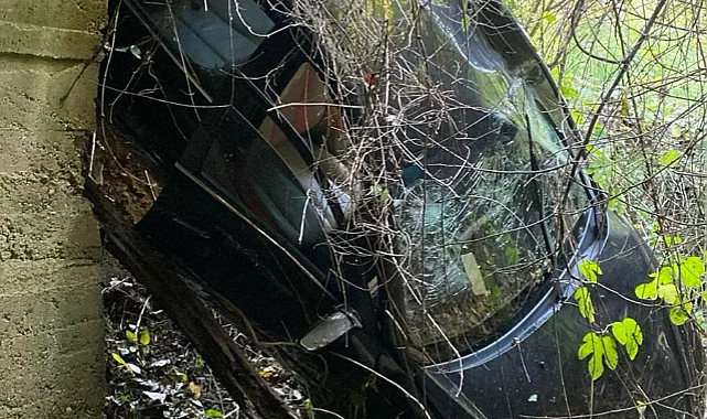 Samsun Bafra'da Otomobil Menfeze Düştü: Sürücü Yaralandı
