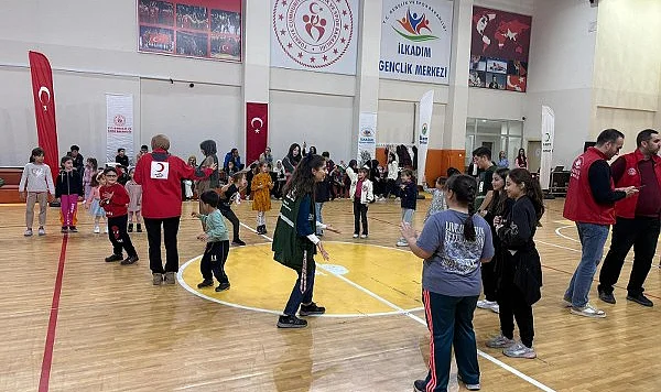 Samsun'da Çocuk Şenliği Düzenlendi
