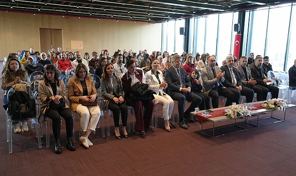 Samsun'da Otizmde Sosyal Kabul Semineri Yoğun Katılımla Gerçekleşti