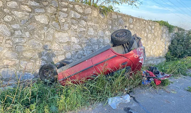Samsun'da Takla Atan Otomobilde 2 Kişi Yaralandı