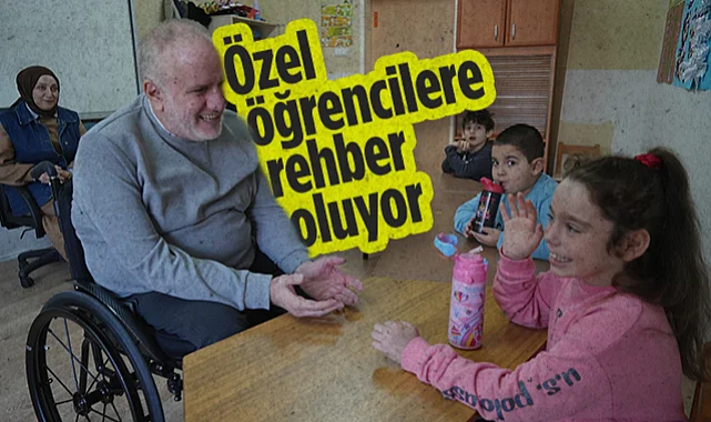 Samsun'da Tekerlekli Sandalyeli Öğretmen, Özel Öğrencilere Rehber Oluyor