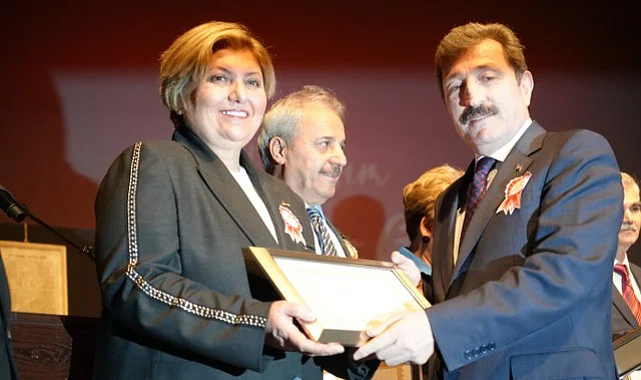 Samsun'da Öğretmenler Günü'nde Vefa ve Yemin Töreni Bir Arada