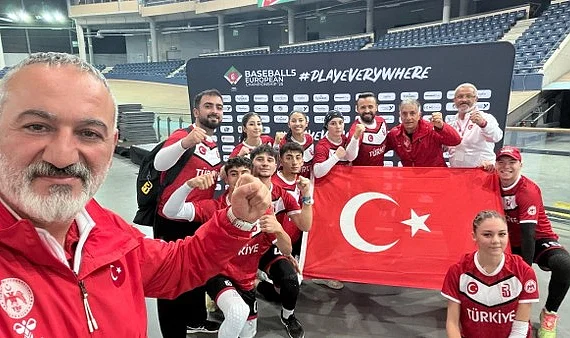 Samsunlu Sporcularla Beyzbol5 Milli Takımı Avrupa 3.'sü Oldu