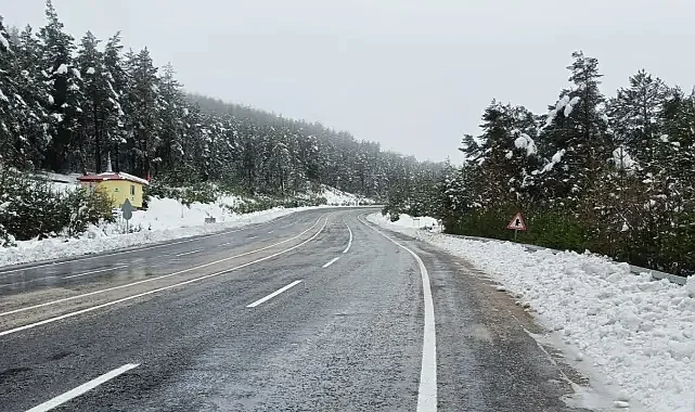 Sivas'ta Kar ve Tipi Nedeniyle 46 Köy Yolu Kapandı