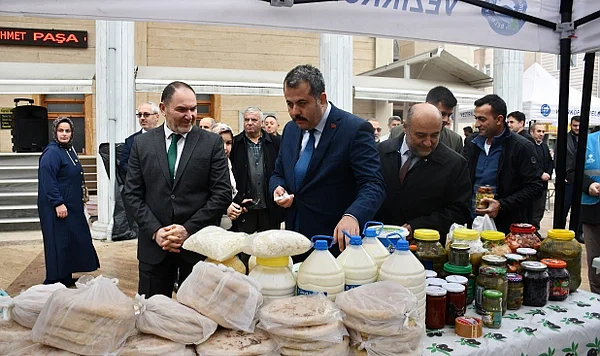 Vezirköprü'de Gazze İçin Hayır Çarşısı