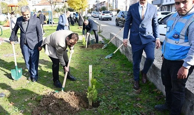 Vezirköprü’de Gazze ve Şehitler Anısına Fidan Dikme Etkinliği Düzenlendi