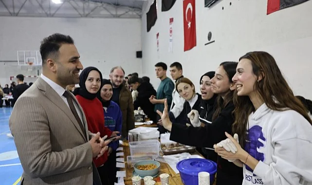 Vezirköprü Köprülü Mehmet Paşa Lisesi'nden Filistin'e Destek Kermesi