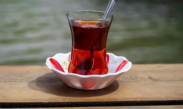 39 Yıllık Serüven Bitti: Dev Marka Türkiye'de Çay Üretimini Neden Durdurdu?