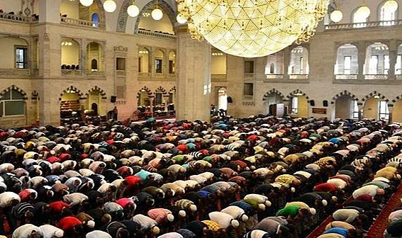 Cuma Namazı Nasıl Kılınır?