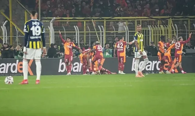 Derbide Gol Sonrası Yüzünden Yaralandı