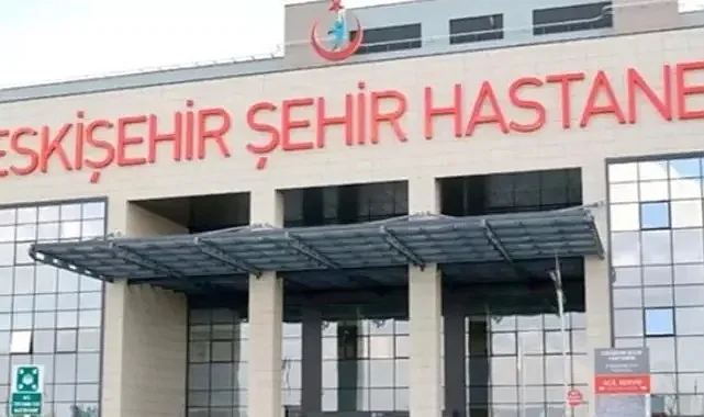Eskişehir Şehir Hastanesi'nde Sahte Rapor Operasyonu 20 Doktor Gözaltında İddiası
