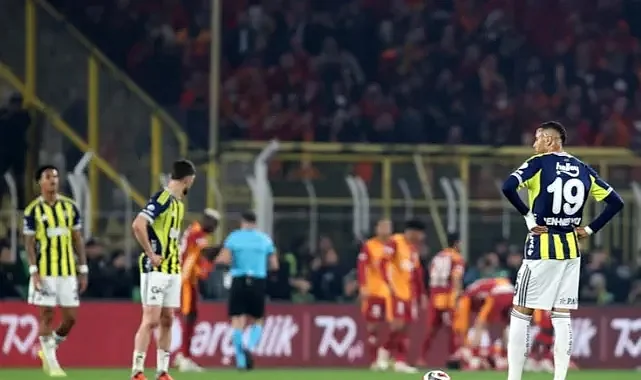 Fenerbahçe Taraftarından Yıldız Futbolcuya Protesto