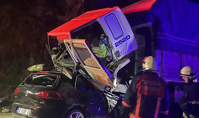 Giresun Tirebolu'da TIR ile Otomobil Çarpıştı: 3 Ölü