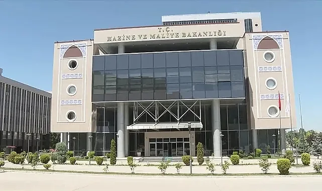 Hazine ve Maliye Bakanlığı 104 Uzman Yardımcısı Alacak