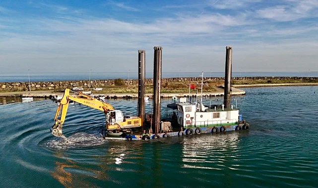 Kurupelit Marina’da Deniz Temizliği