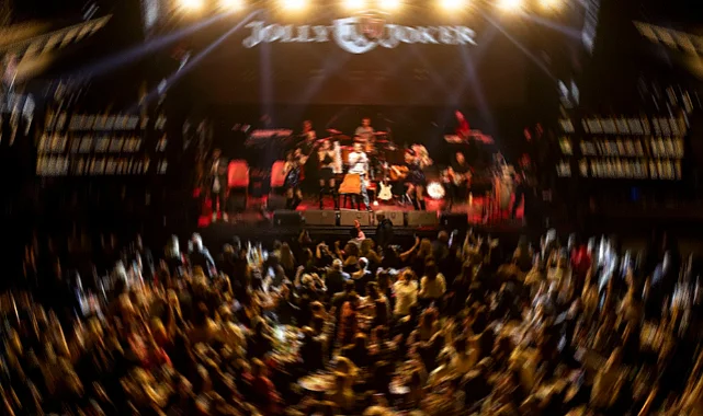 Müzik ve Eğlence Dolusu Bir Gece: Jolly Joker'da Konser Deneyimi